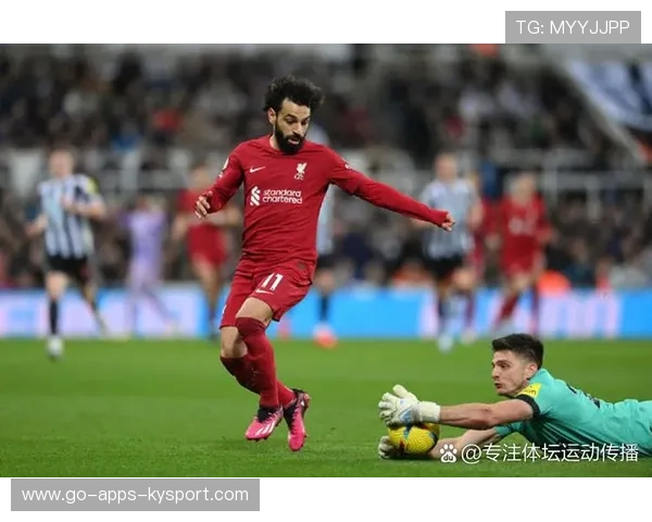 奥纳纳在补时阶段封堵对方近距离抽射，力保三分