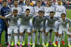 开云网页-KPL赛场表现均衡中游队伍竞争激烈，kpl场均输出