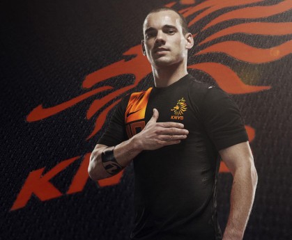 开云体育官方-东京奥运会男子百米跑破纪录，冠军归属悬念重重，东京奥运会百米跑成绩